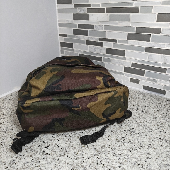 Vans Old Skool Backpack, green camo - Picture 6 of 12